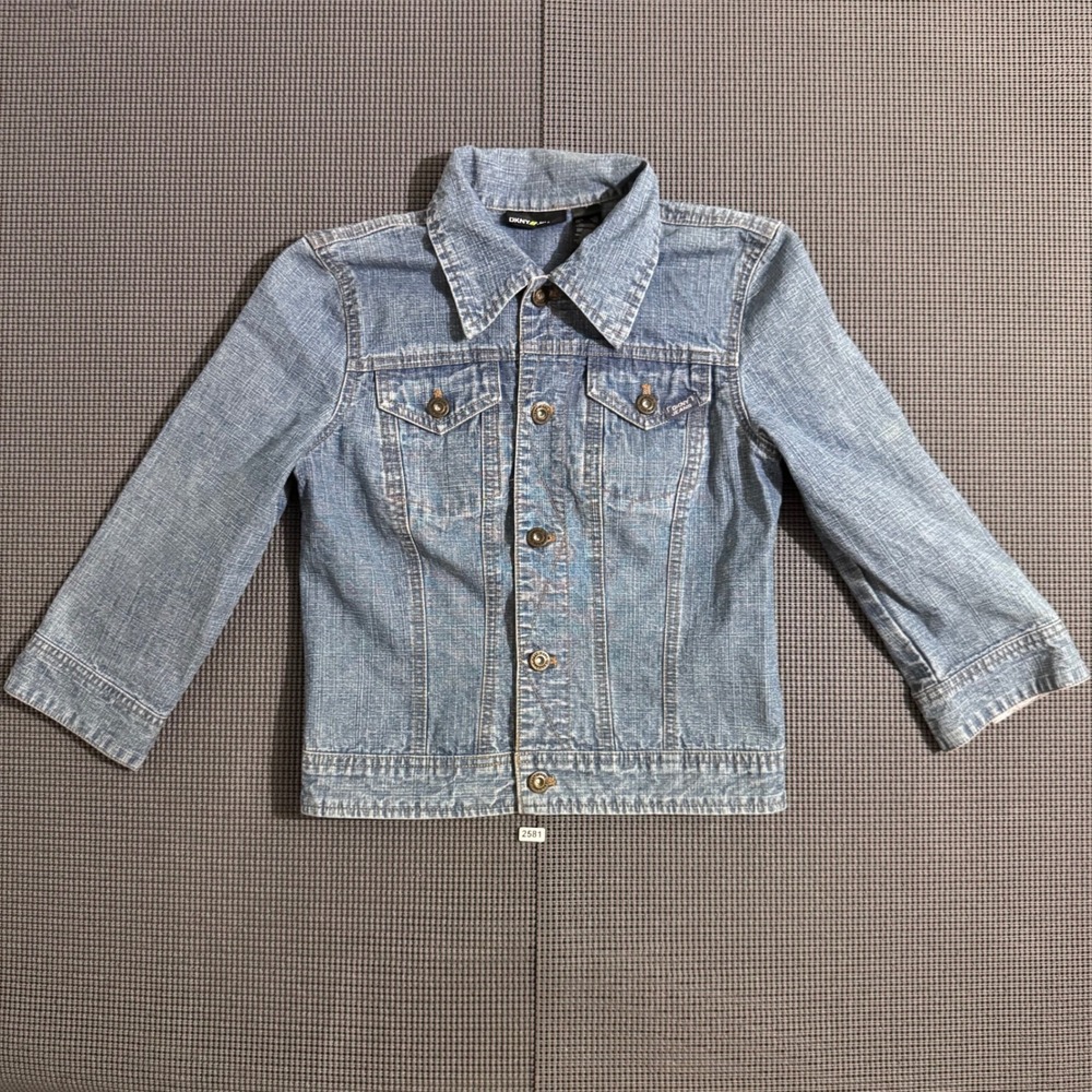 DKNY Jeans Womens Light Wash Blue Denim Jacket XS Button Front Cotton